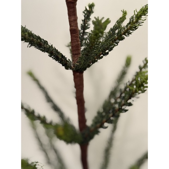 Dept 56 Christmas Tree Green Victorian Cast Iron Stand 22" Tall - Picture 7 of 8